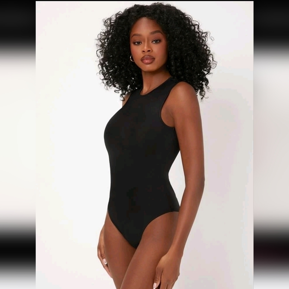 Shein Black Crew Neck Sleeveless Body Suit